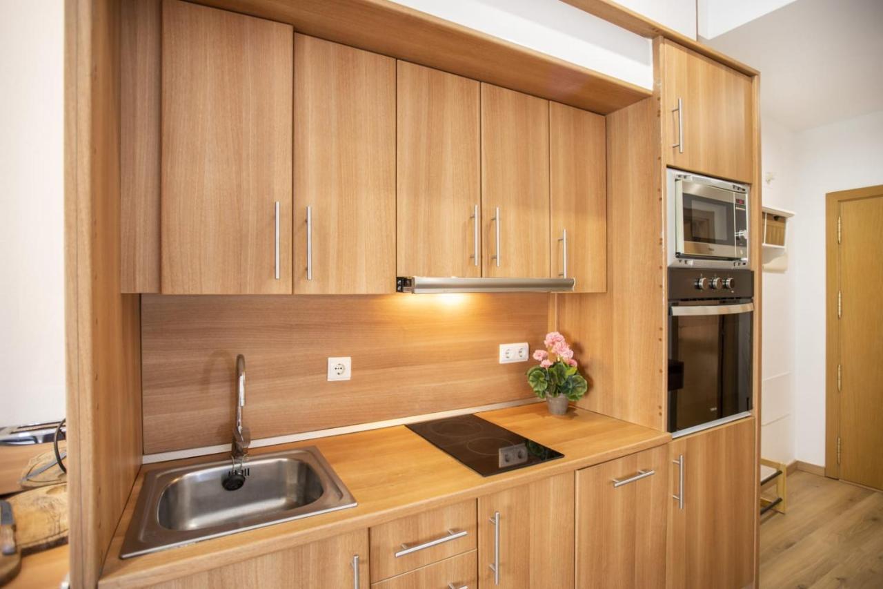 Apartament Al Cor Del Barri Vell De Girona Exterior photo