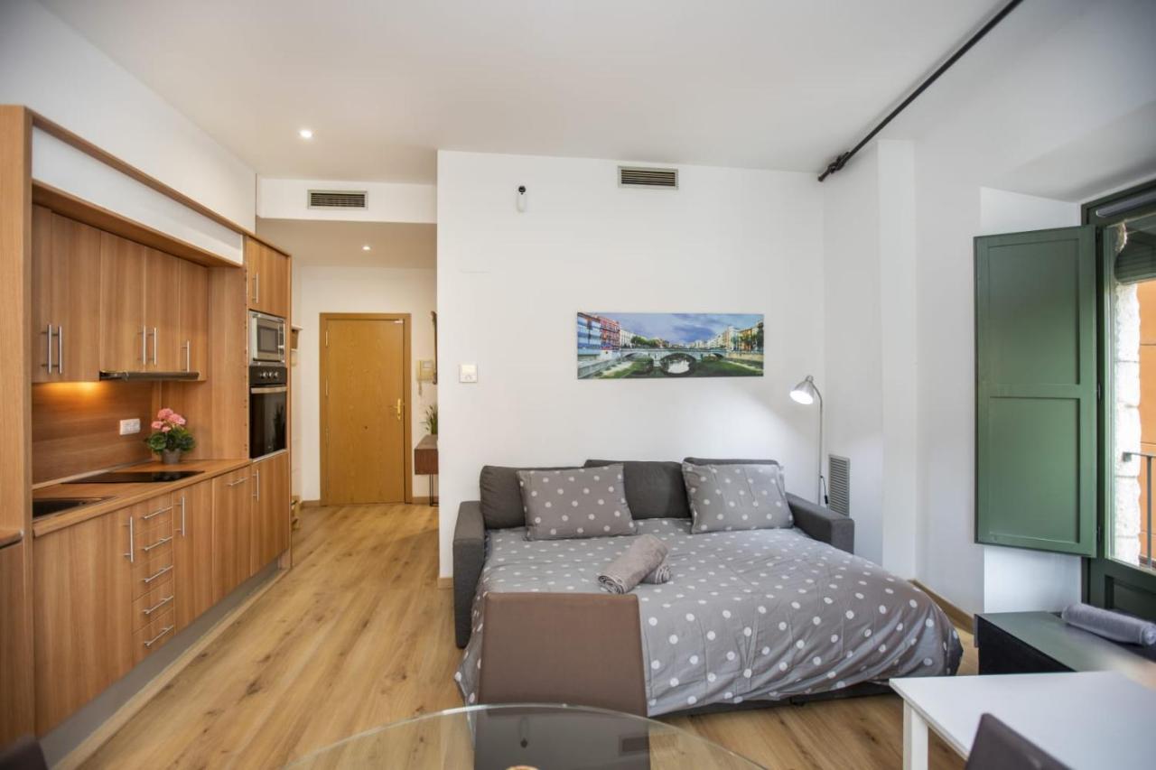 Apartament Al Cor Del Barri Vell De Girona Exterior photo