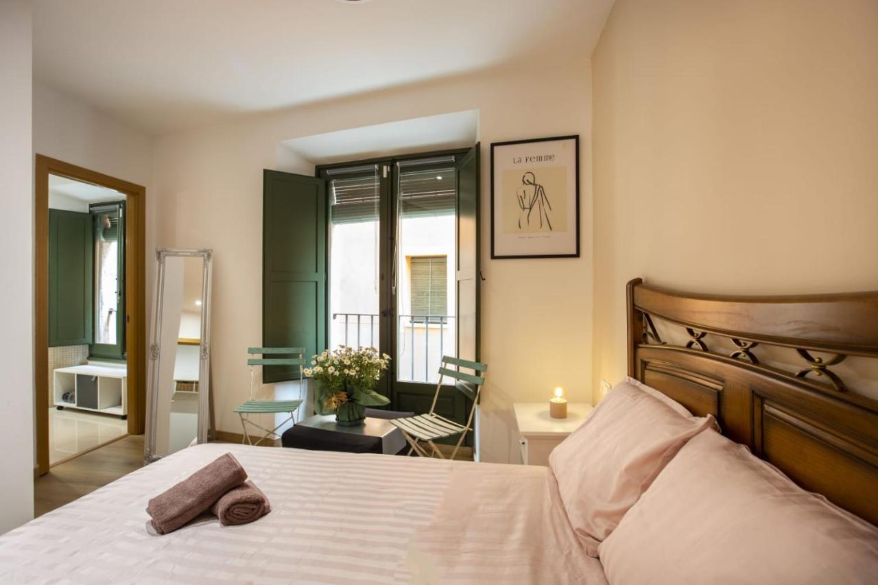 Apartament Al Cor Del Barri Vell De Girona Exterior photo